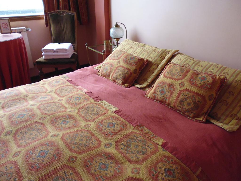 Hosteria Residencia Linares Ushuaia Room photo