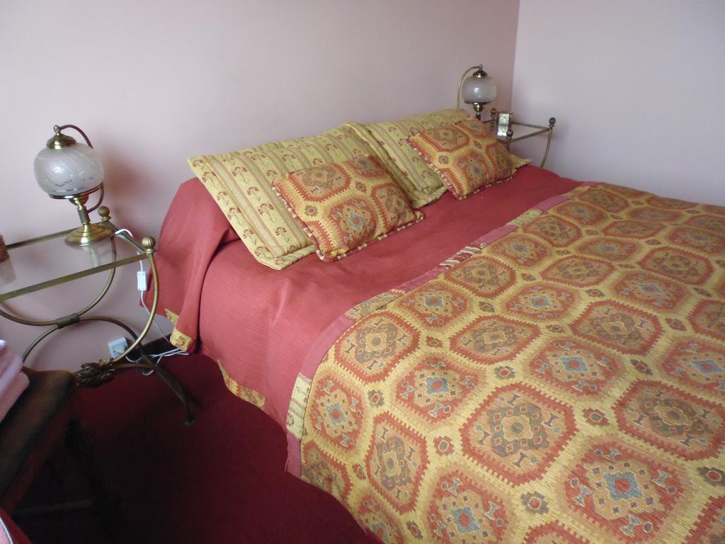 Hosteria Residencia Linares Ushuaia Room photo