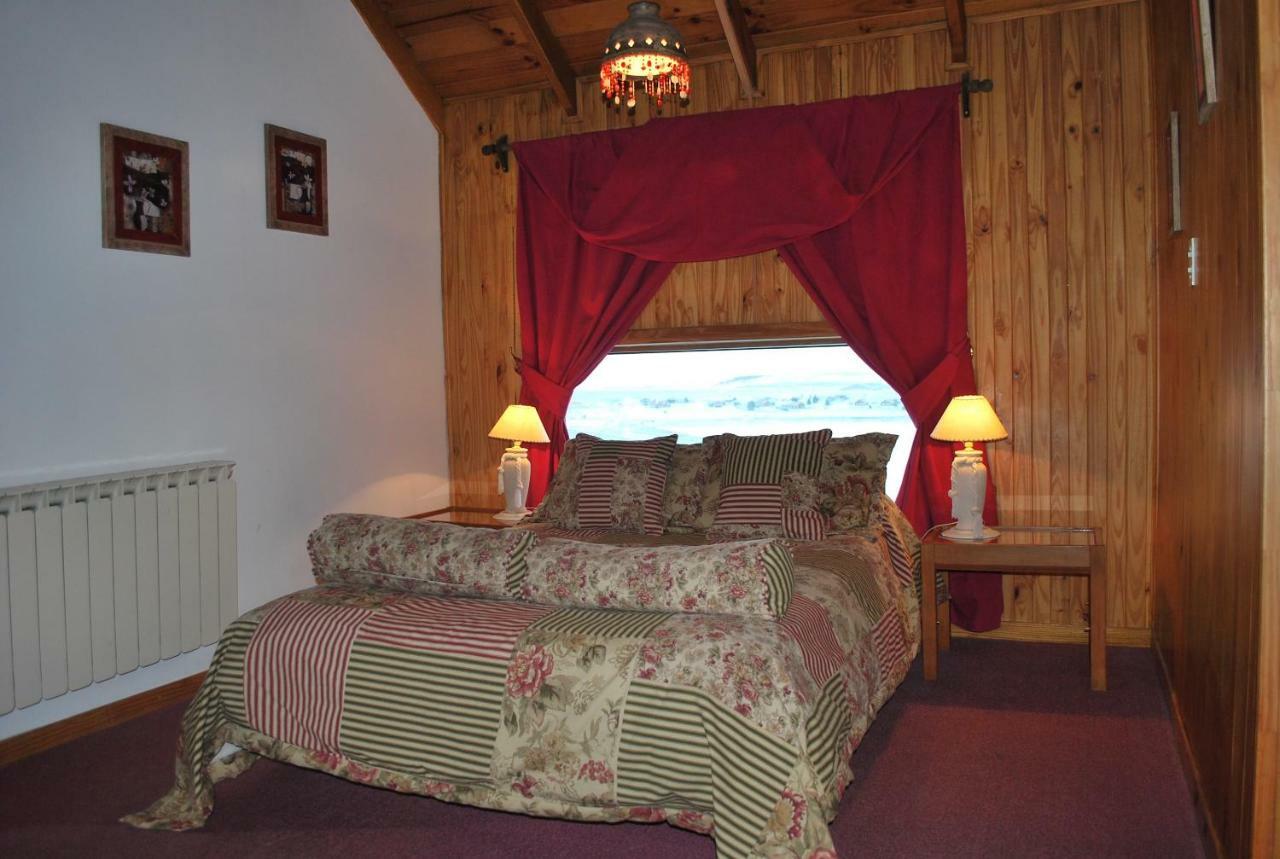 Hosteria Residencia Linares Ushuaia Exterior photo